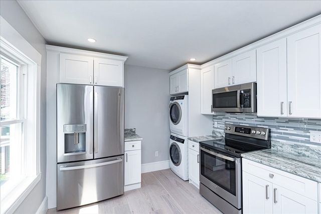 22 Berkley Road 2, Hull, MA 02045