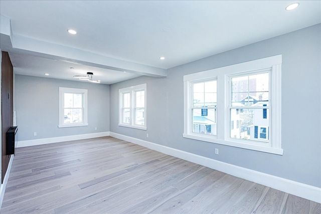 22 Berkley Road 2, Hull, MA 02045