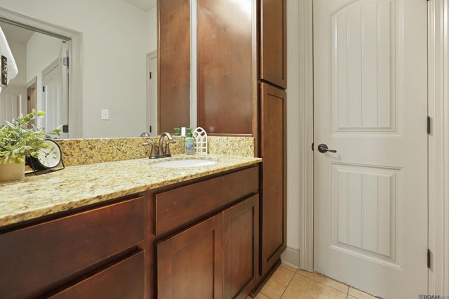 8725 Sandpiper Street, Denham Springs, LA 70706