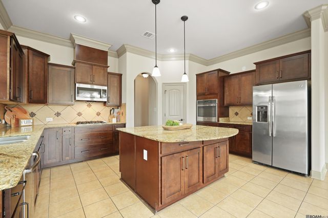 8725 Sandpiper Street, Denham Springs, LA 70706