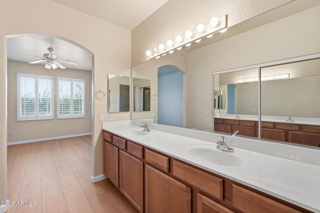 11500 E COCHISE Drive 2010, Scottsdale, AZ 85259