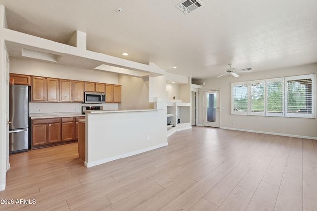 11500 E COCHISE Drive 2010, Scottsdale, AZ 85259