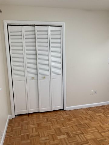 430 Somerset Drive F, Pearl River, NY 10965