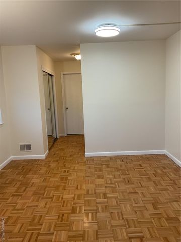 430 Somerset Drive F, Pearl River, NY 10965