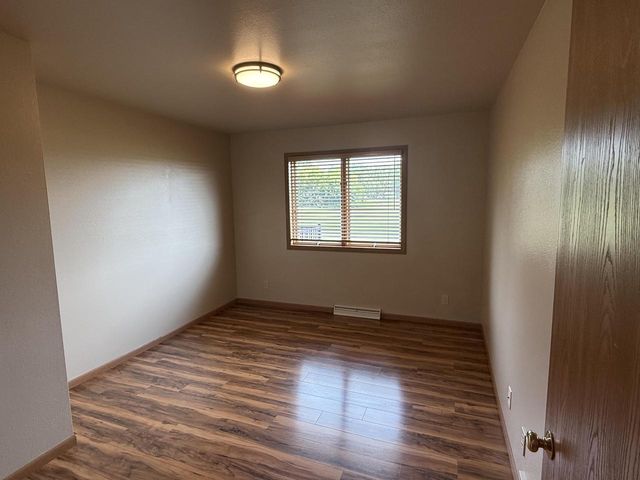 114 E Samz ROAD, Mishicot, WI 54228