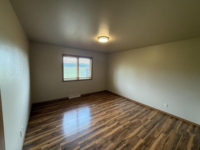 114 E Samz ROAD, Mishicot, WI 54228