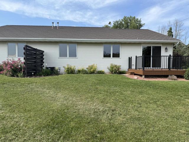114 E Samz ROAD, Mishicot, WI 54228