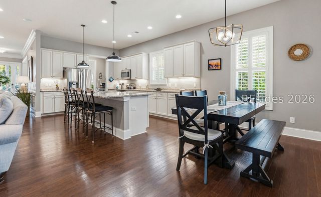 15 Carter Oaks Dr, Beaufort, SC 29907