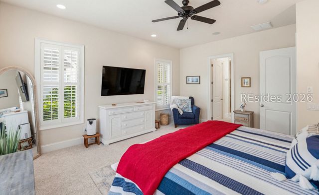 15 Carter Oaks Dr, Beaufort, SC 29907