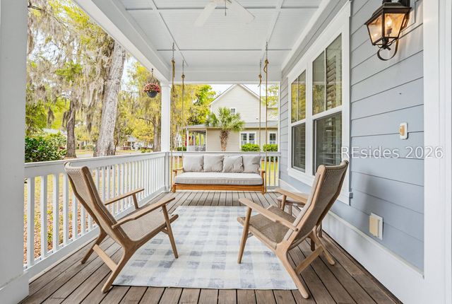 15 Carter Oaks Dr, Beaufort, SC 29907