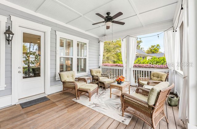 15 Carter Oaks Dr, Beaufort, SC 29907