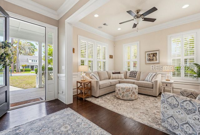 15 Carter Oaks Dr, Beaufort, SC 29907