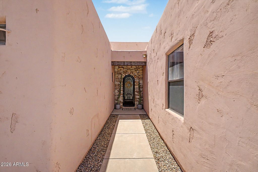1535 E KINGS Court, Gilbert, AZ 85234 — photo 3