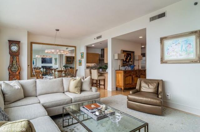 401 N WABASH Avenue 41H, Chicago, IL 60611