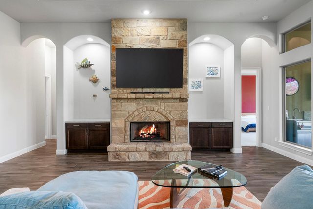 9709 Avion CV, Dripping Springs, TX 78620