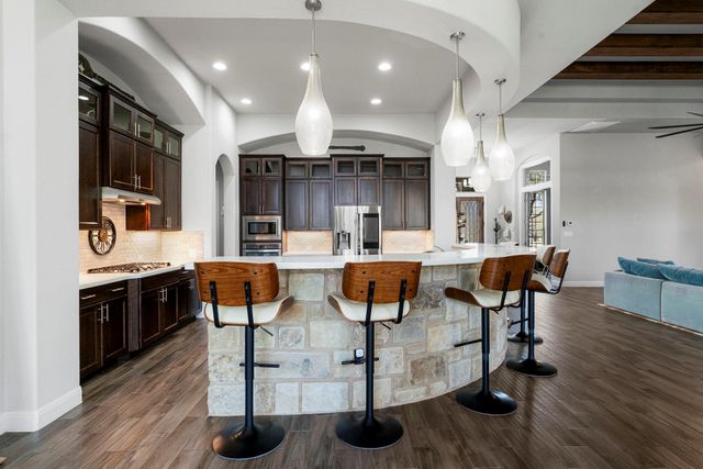 9709 Avion CV, Dripping Springs, TX 78620