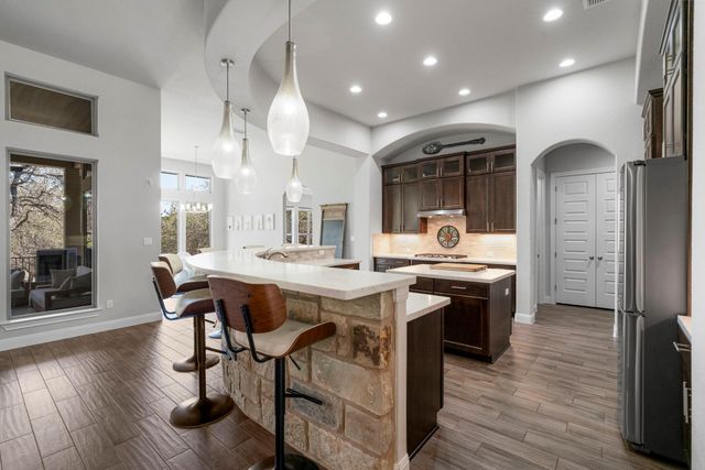 9709 Avion CV, Dripping Springs, TX 78620