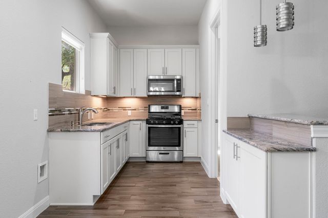 9709 Avion CV, Dripping Springs, TX 78620