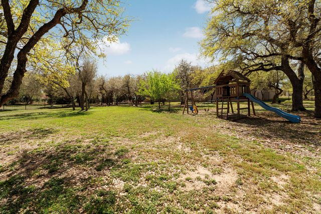 9709 Avion CV, Dripping Springs, TX 78620