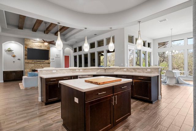 9709 Avion CV, Dripping Springs, TX 78620