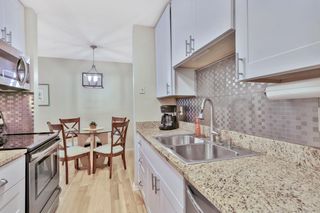 2800 Hamline Avenue N 241, Roseville, MN 55113