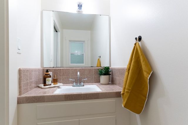3421 Mansfield Ln, Modesto, CA 95350