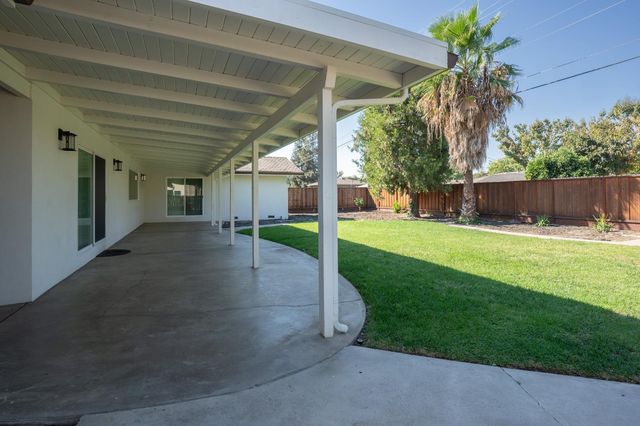 3421 Mansfield Ln, Modesto, CA 95350