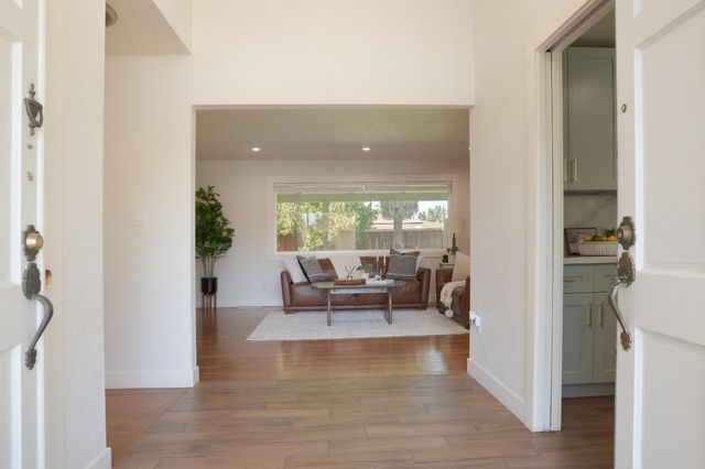 3421 Mansfield Ln, Modesto, CA 95350
