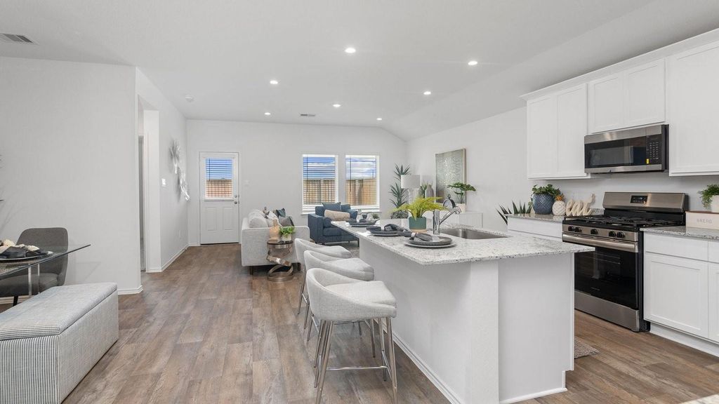 10711 Dogwood Sky Drive, Beasley, TX 77417