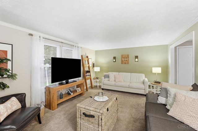8110 Creek Woods Place, Deerfield Twp., OH 45039