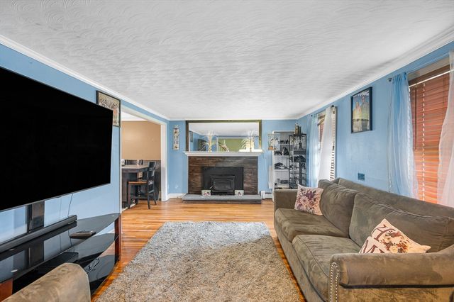20 Fairmount St, Randolph, MA 02368