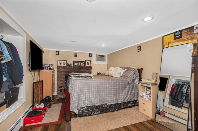 20 Fairmount St, Randolph, MA 02368