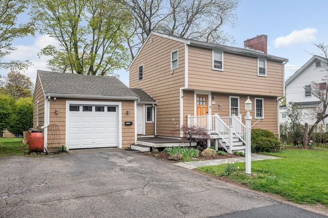 20 Fairmount St, Randolph, MA 02368