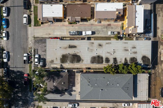 921 W 82nd Street, Los Angeles, CA 90044