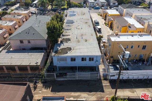 921 W 82nd Street, Los Angeles, CA 90044