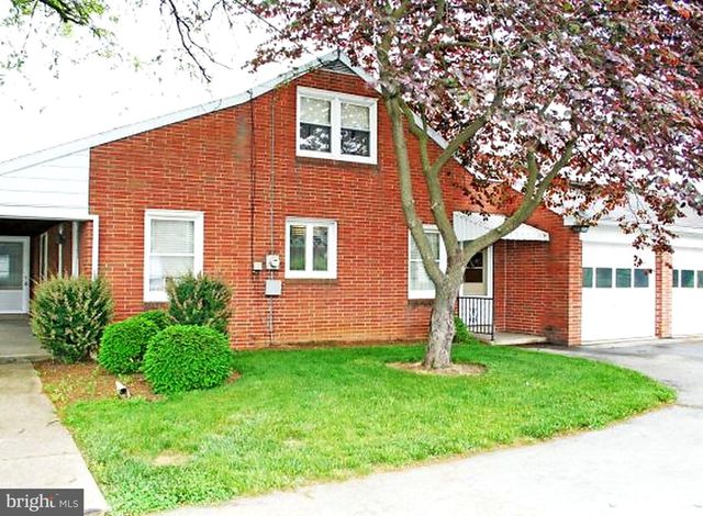 79 GLENBROOK RD, Leola, PA 17540