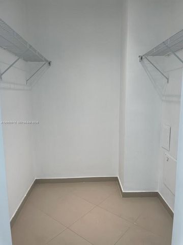601 NE 36th Street 1205, Miami, FL 33137
