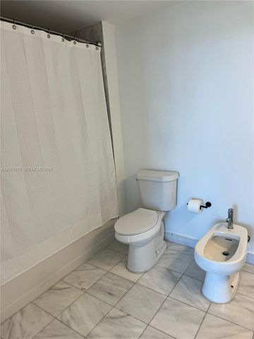 601 NE 36th Street 1205, Miami, FL 33137