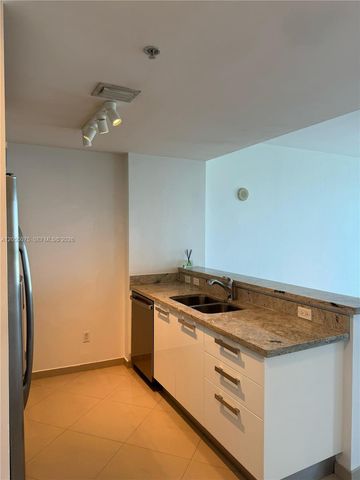 601 NE 36th Street 1205, Miami, FL 33137