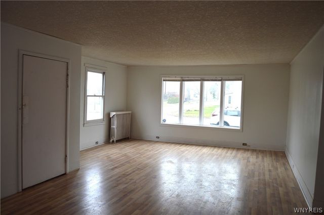 28 Minard Street, Lockport City, NY 14094