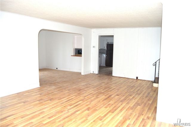 28 Minard Street, Lockport City, NY 14094