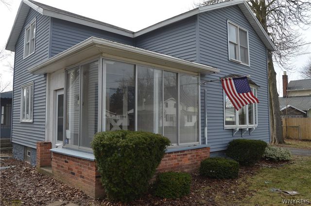 28 Minard Street, Lockport City, NY 14094