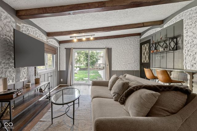 10210 Broadway Street, Carmel, IN 46280