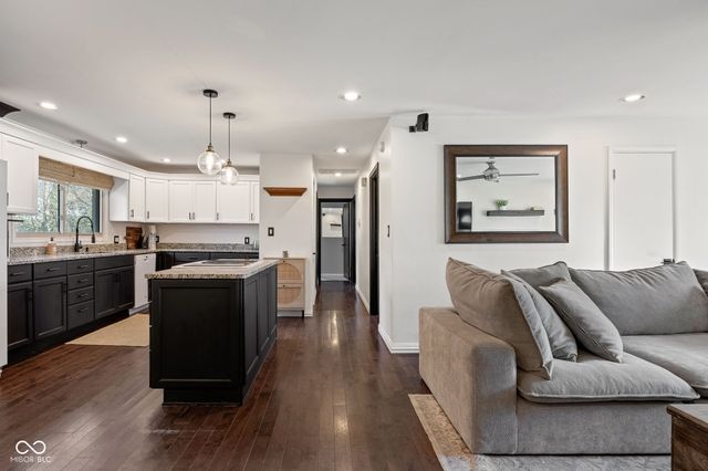 10210 Broadway Street, Carmel, IN 46280