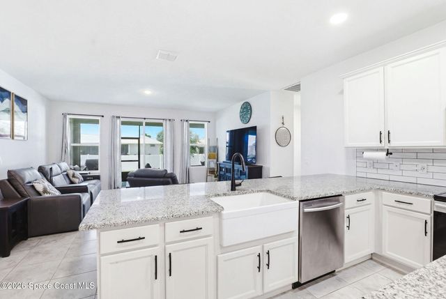 712 Duncan Road SE, Palm Bay, FL 32909
