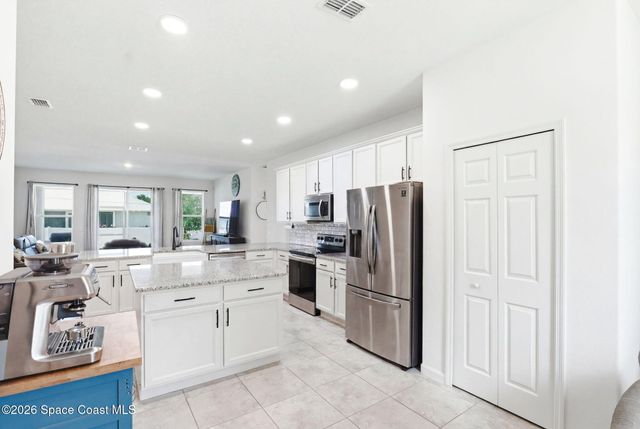 712 Duncan Road SE, Palm Bay, FL 32909