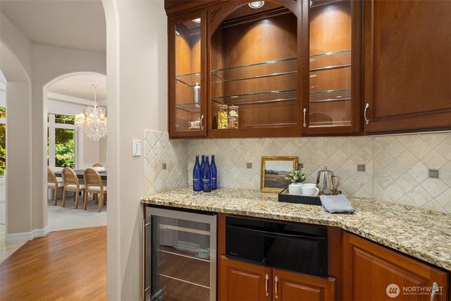 20546 NE 126th Way, Woodinville, WA 98077