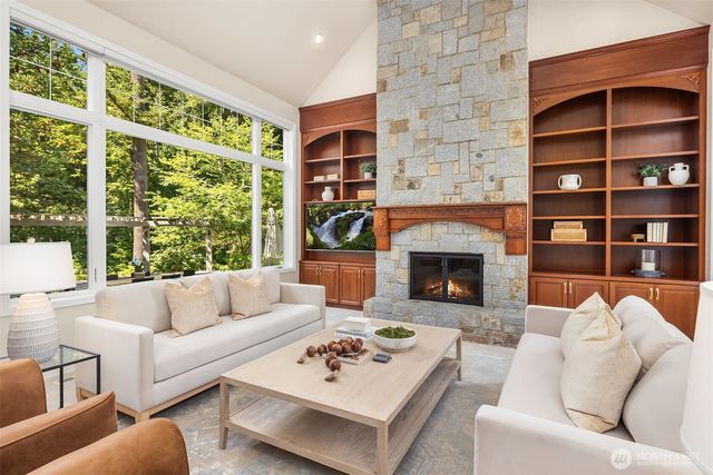 20546 NE 126th Way, Woodinville, WA 98077