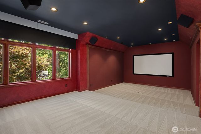 20546 NE 126th Way, Woodinville, WA 98077