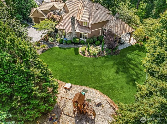 20546 NE 126th Way, Woodinville, WA 98077